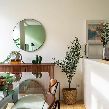 Whome Chic 2-bed Near Santos & Alcantara Perfect For Families & Couples Apartament Lizbona