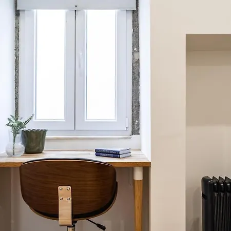 Apartament Whome Chic 2-bed Near Santos & Alcantara Perfect For Families & Couples